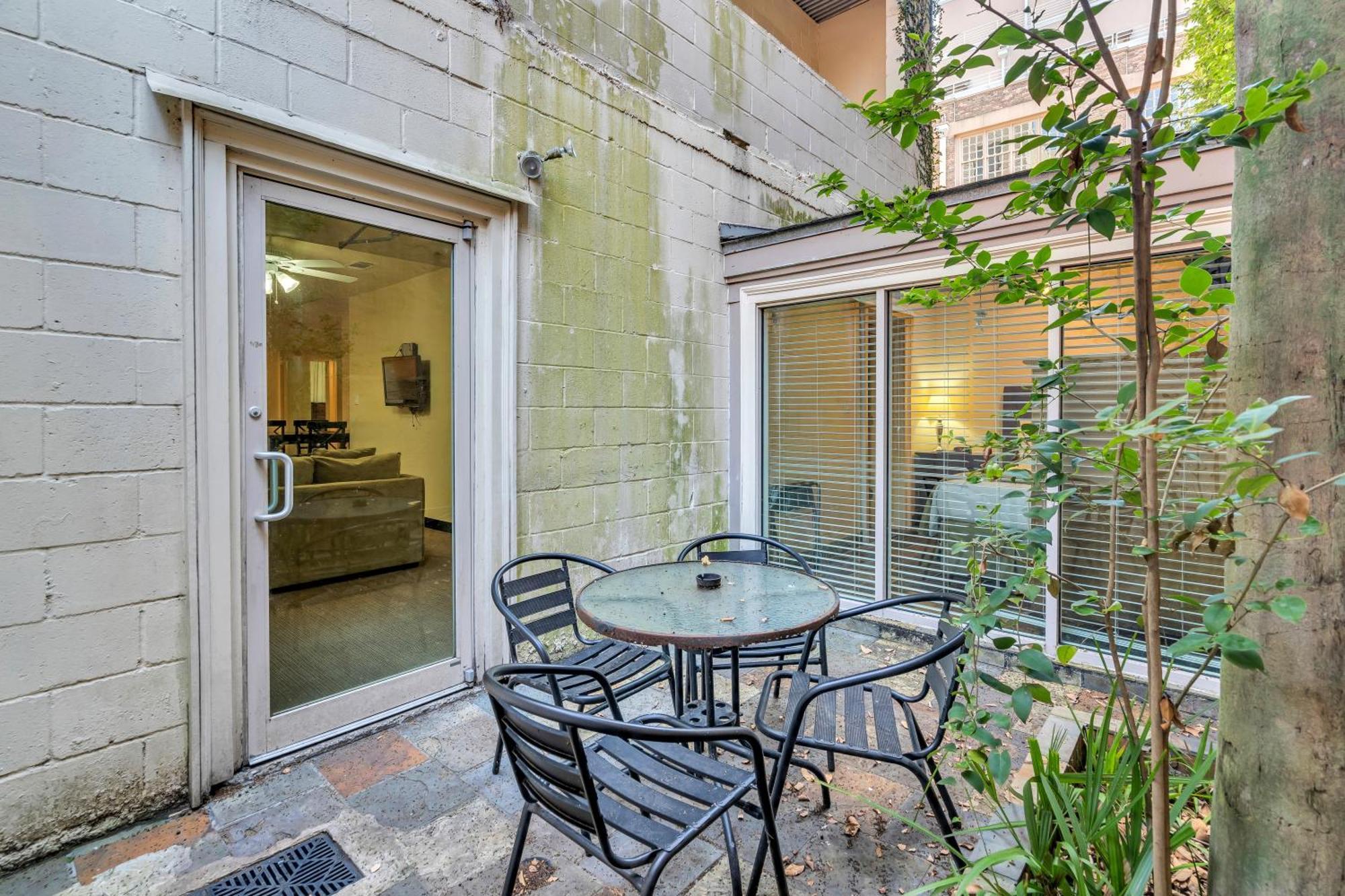 Hotel De L'Eau Vive New Orleans Bilik gambar